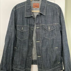 Men’s Gap jacket. New without tags.